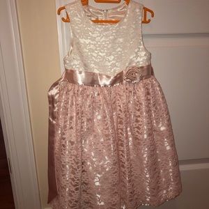 AMERICAN PRINCESS lace dress